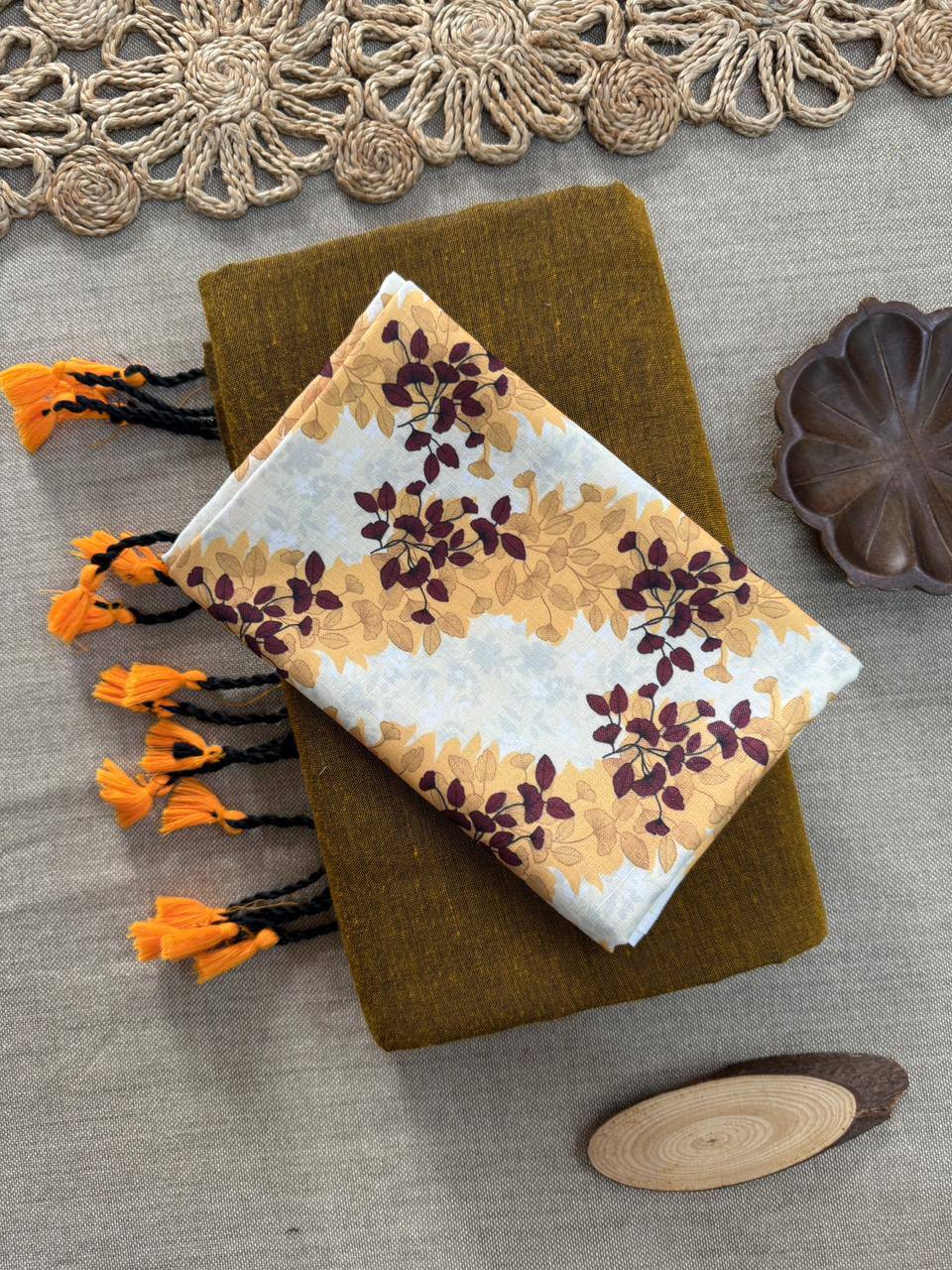 Dharma Exclusive - Mustered Handloom Cotton Saree With Printed Blouse