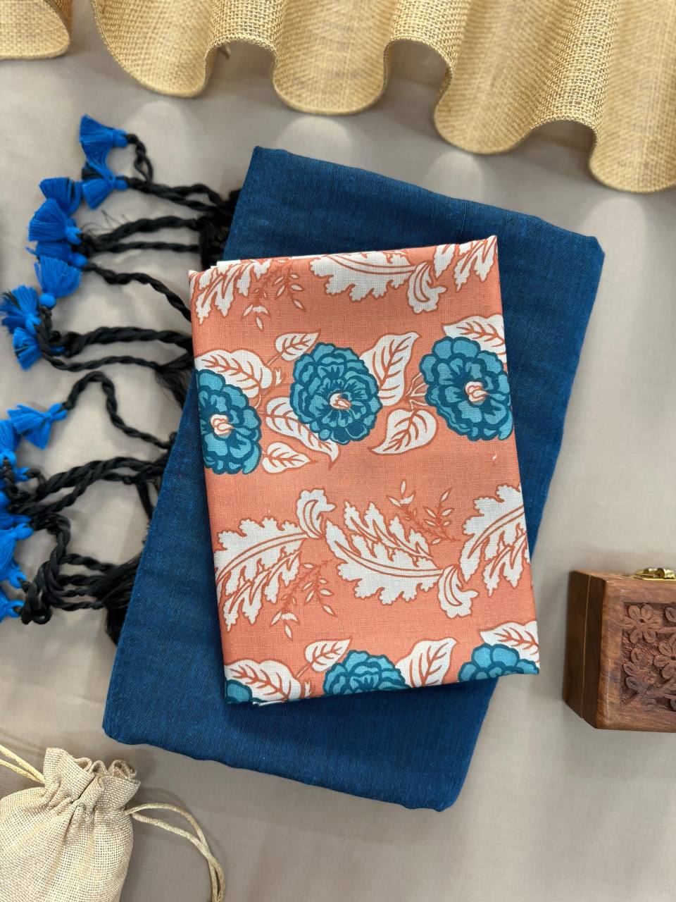 Sky Blue Handloom Cotton Saree With Flower Printed Blouse