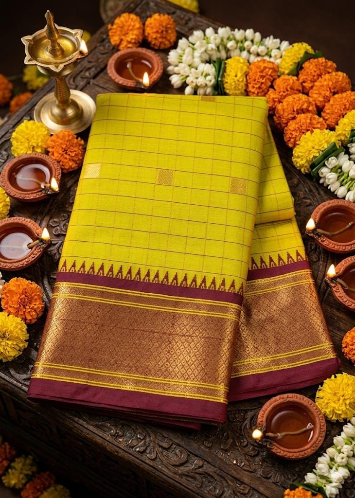 Exclusive Yellow & Maroon Chex Woven Cotton Silk Saree With Gold Zari Waving Work