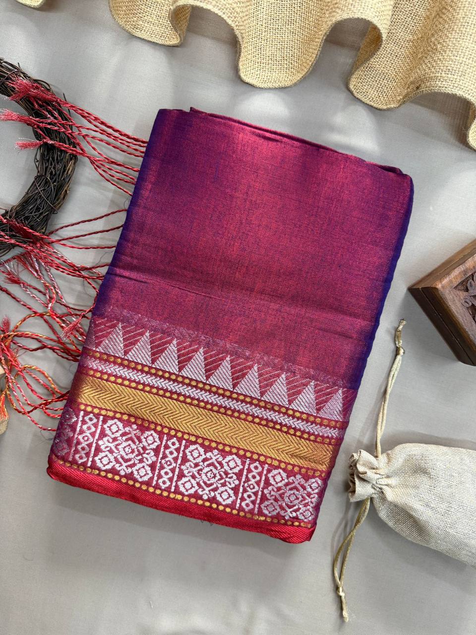 ATTRACTIVE - WINE TEMPLE DESIGNE HANDLOOM TISSUE COTTON SAREE