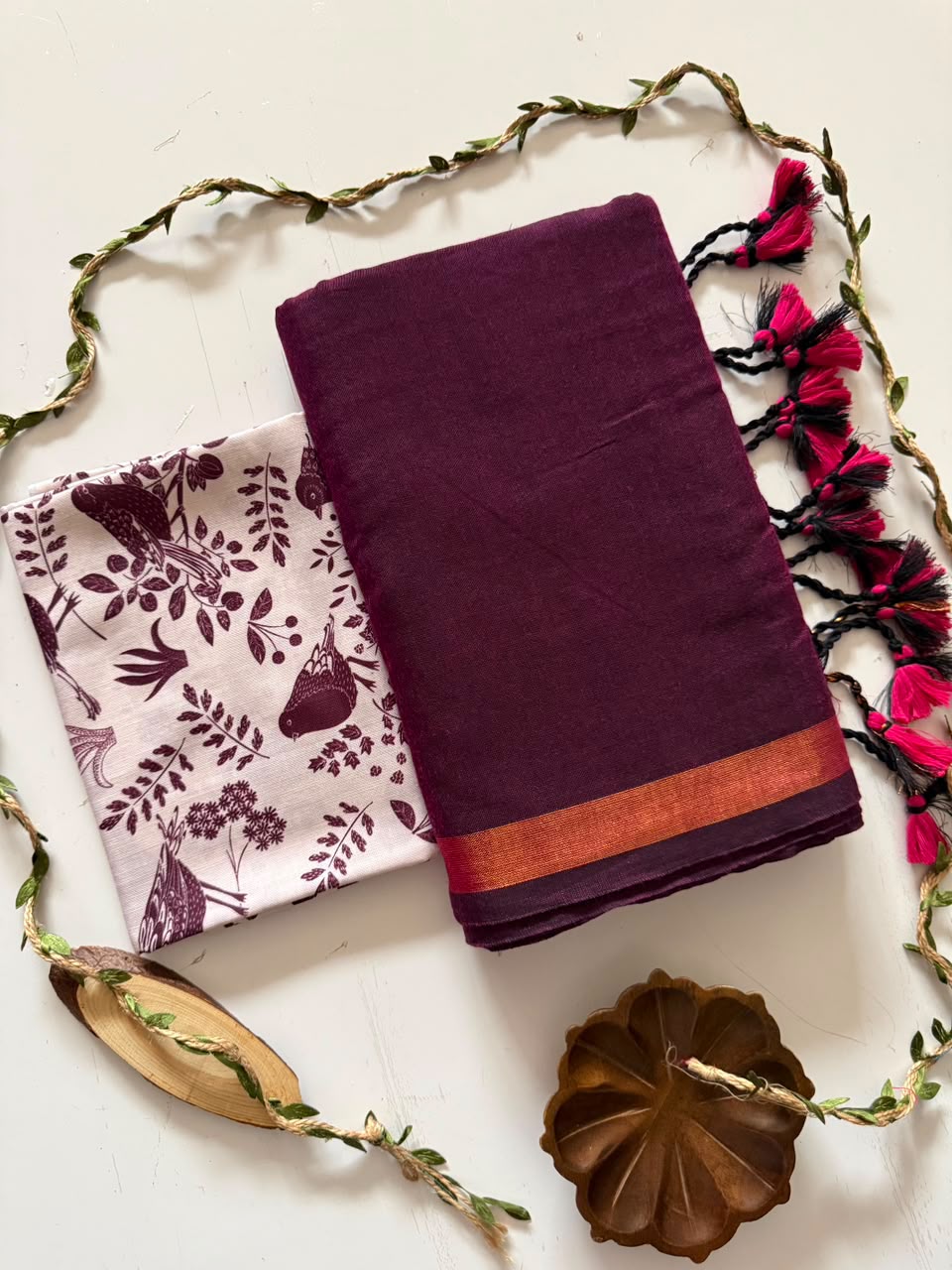 Very Beautiful Maroon Handloom Cotton Saree With Jari Border