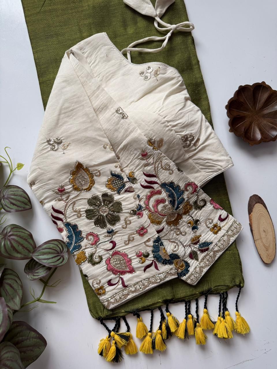 Dharma Exclusive - Mahendi Handloom Cotton Saree With Havy Embroidery Stitched Blouse