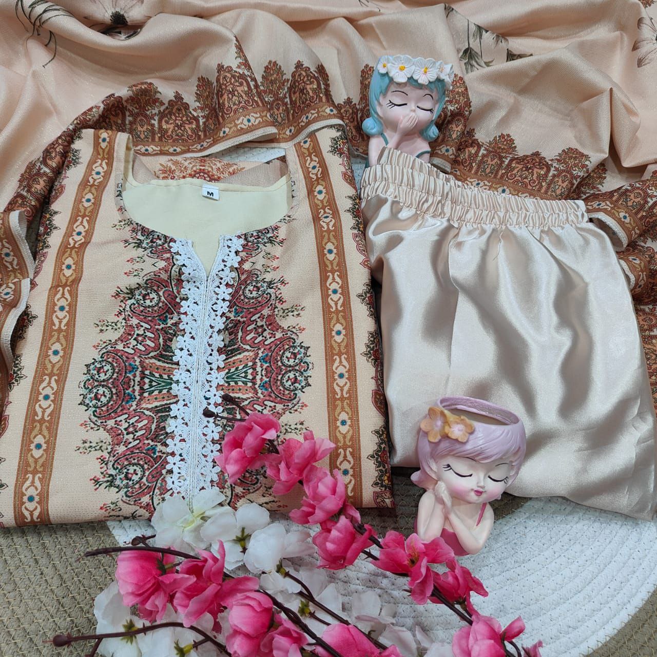 Elegant Cream Heavy Muslin Digital Printed Suit Set with Delicate Lace Work
