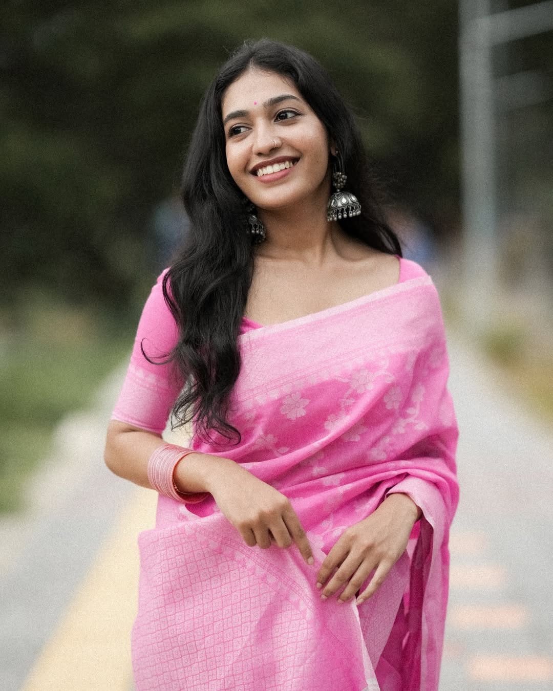 Luxuriant Pink Cotton Silk Saree With Evocative Blouse Piece