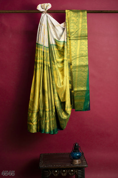 Women Kanjeevaram Woven Silk Saree with Contrast Border