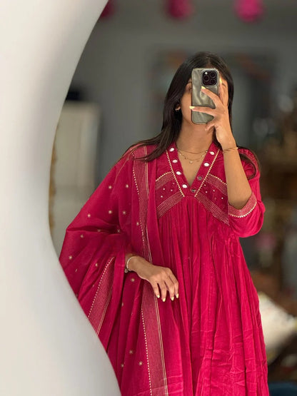 GORGEOUS MUL COTTON MIRROR WORK SUIT SET