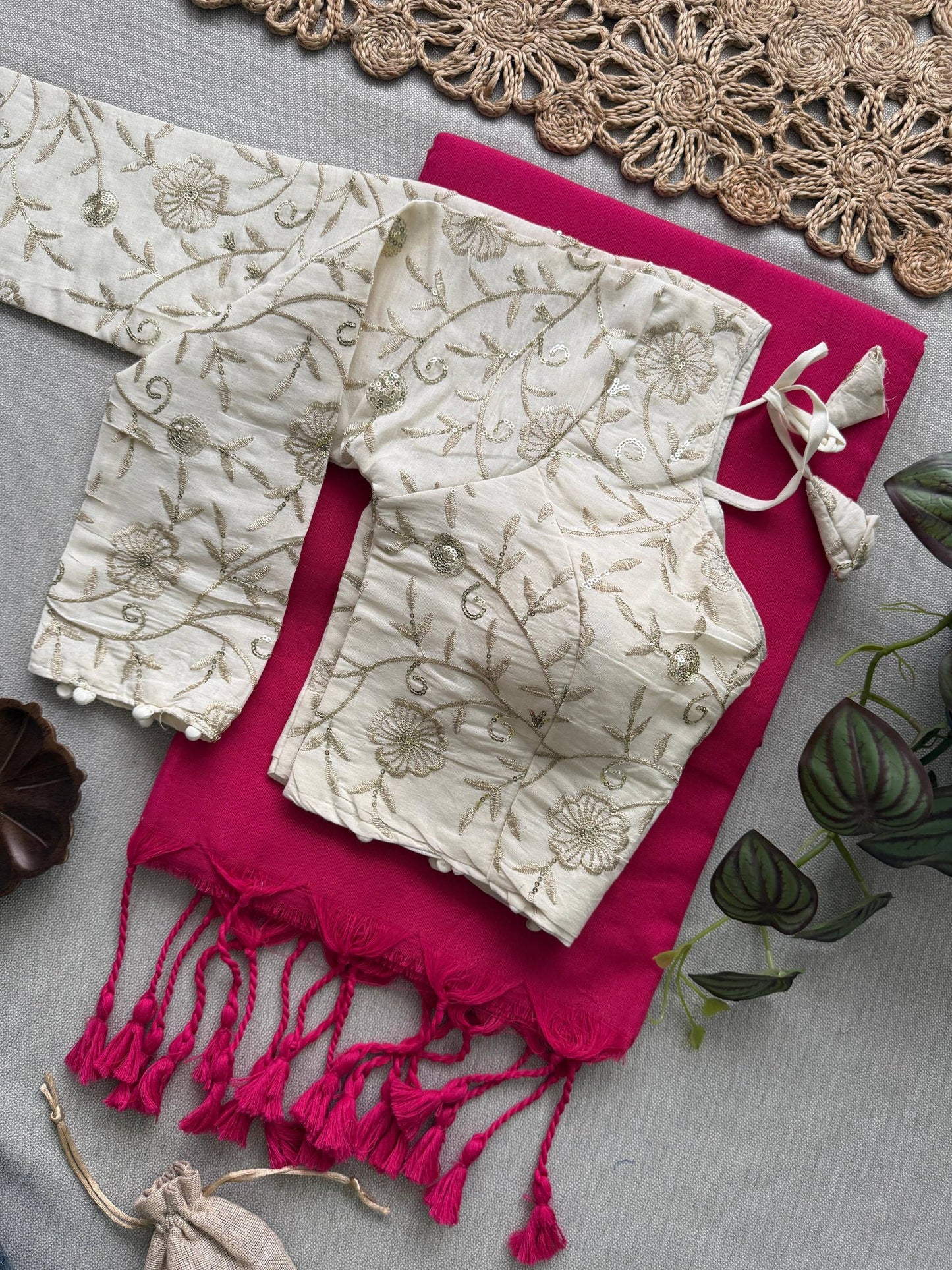 Beautiful- Baby Pink Handloom Cotton Saree With Havy Embroidery Work Stitched Blouse