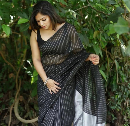 Gorgeous Black Color Banarasi Silk Saree With Weaving Work