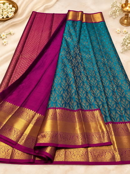 Attractive Rama Woven Soft Banarasi Silk Saree with Gold Zari Floral Jaal