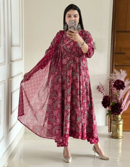 ELEGANT ANARKALI STYLE PURE COTTON SUIT SET