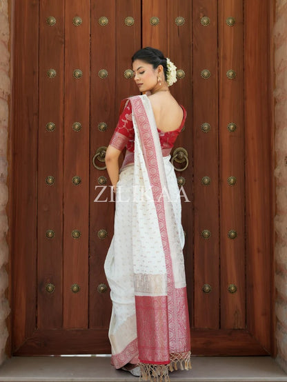 Admirable Off White Soft Silk Saree With Gossamer Blouse Piece