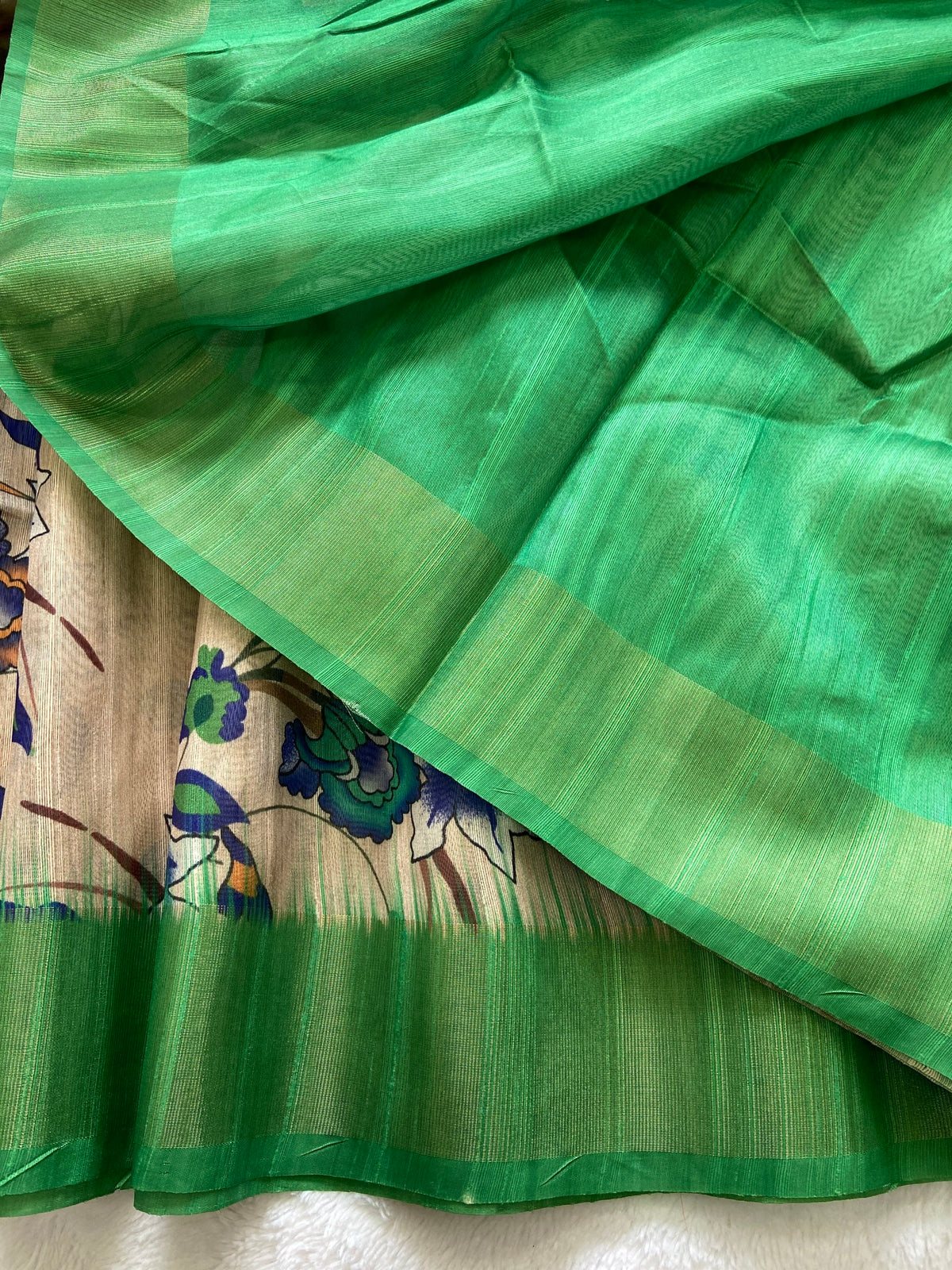 Elegant Floral Print Soft Tussar Silk Saree with Green Zari Border