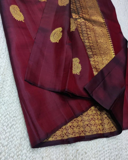 Classic Maroon Banarasi Silk Saree With Adorning Blouse Piece