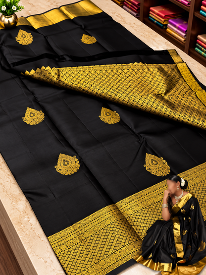 Very Beautiful Black Soft Banarasi Silk Saree with Vibrant Blouse Piece