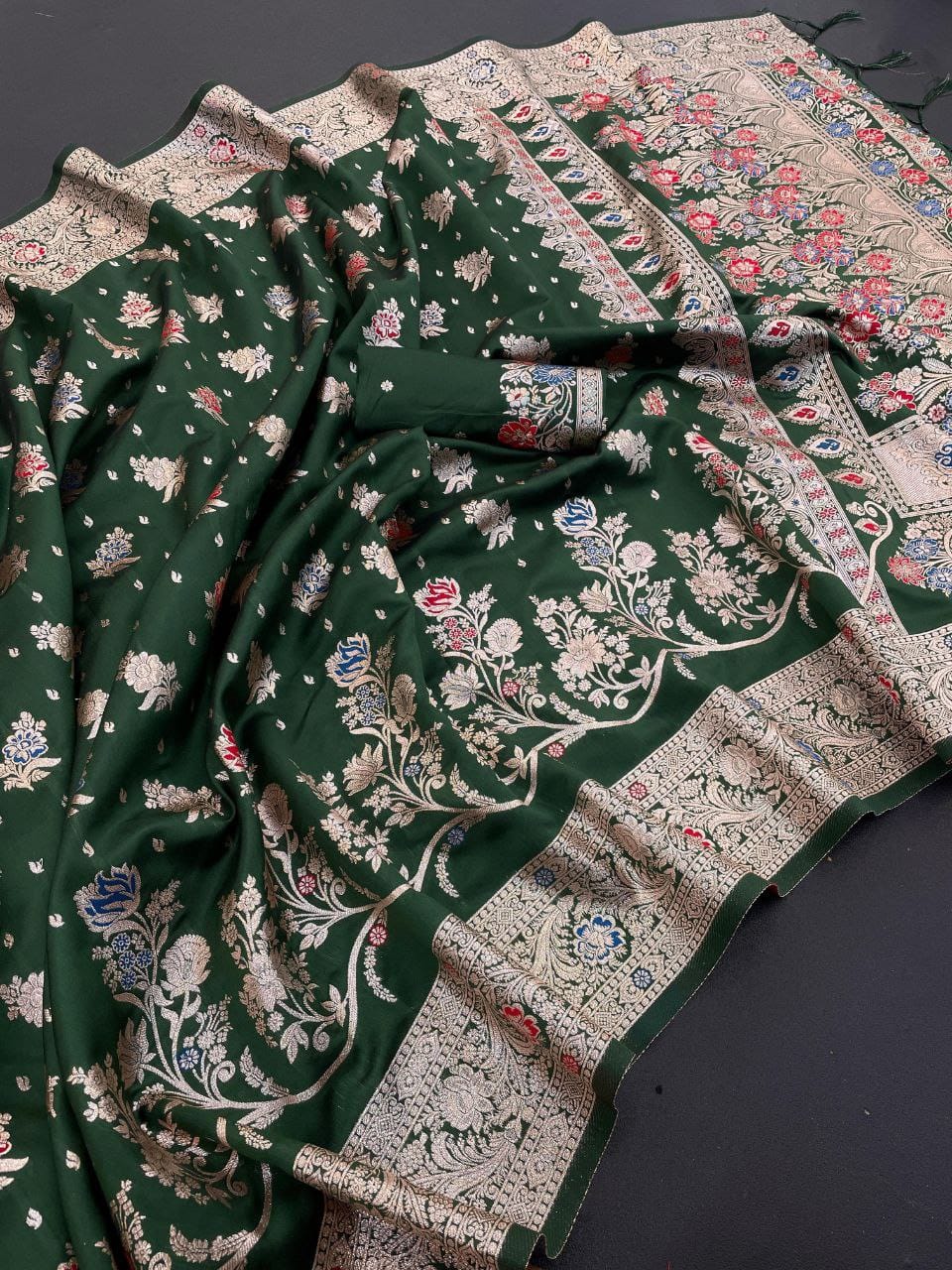 Very Elegant Green Woven Silk Saree with Gold Zari Floral Weave