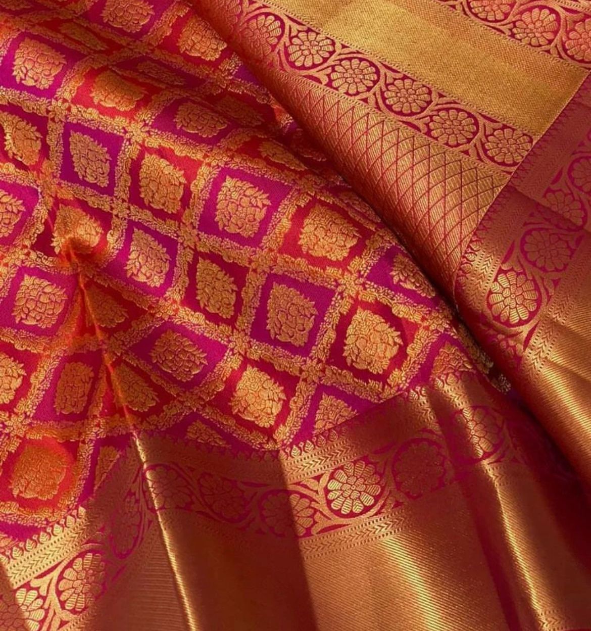 Red Woven Soft Banarasi Silk Saree with Imaginative Blouse Piece