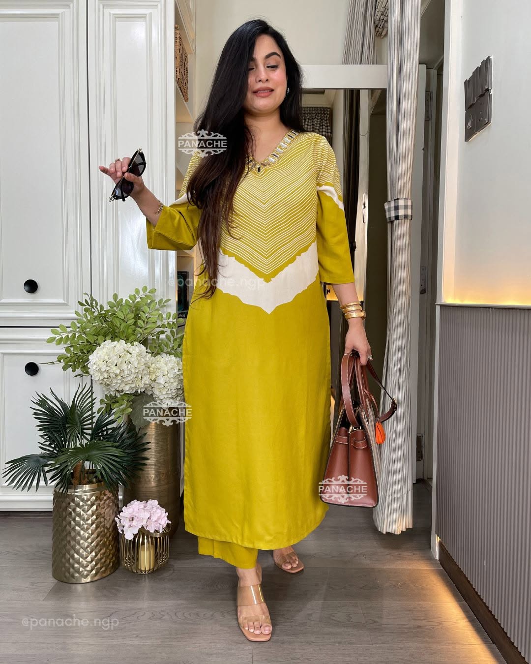 Mustard Cotton Yellow V-Neck Printed Kurta Pant Set for Women
