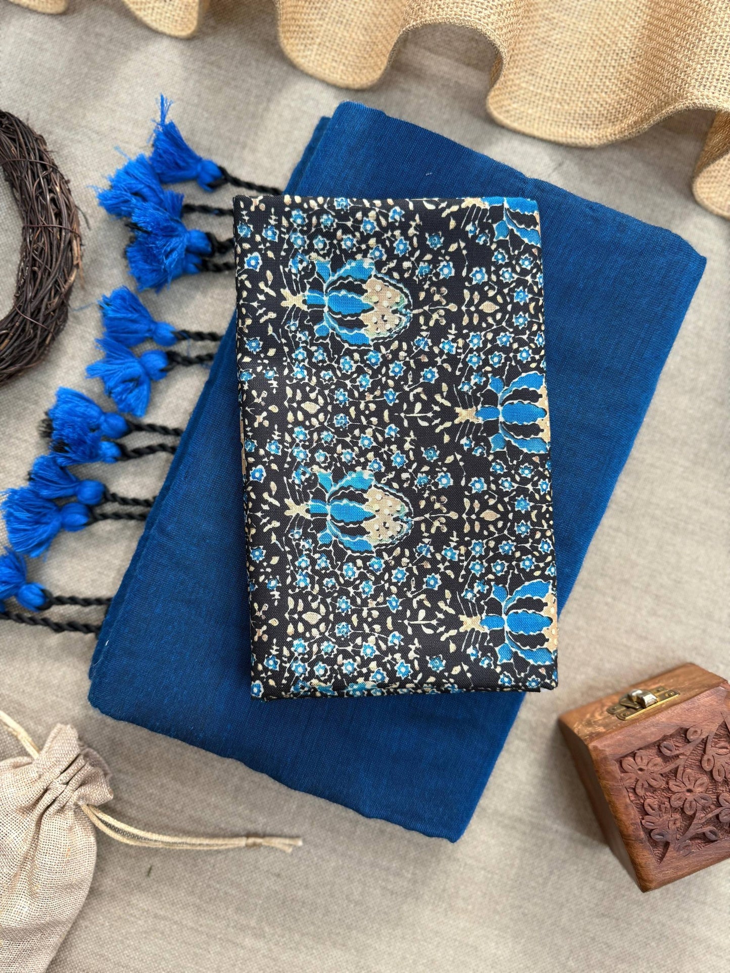 MAGIC - BLUE HANDLOOM COTTON SAREE WITH PRINTED BLOUSE