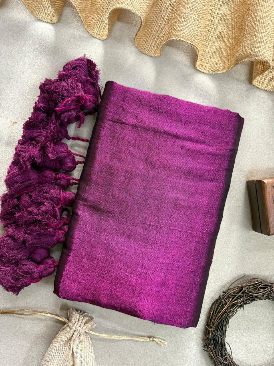 Pink Dual Tone Handloom Raga Tissue Saree With Pink Tassels