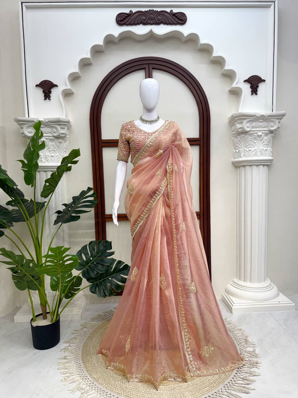 Elegant Onion Pink Pearl Work Salsa Silk Saree