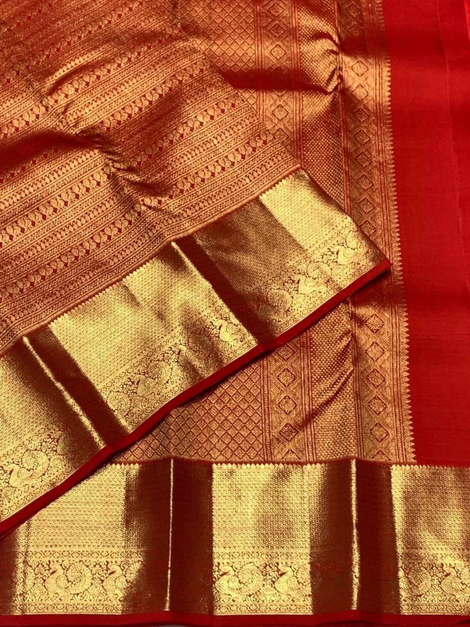 Festive Red Soft Banarasi Silk Saree With Smart Blouse Piece