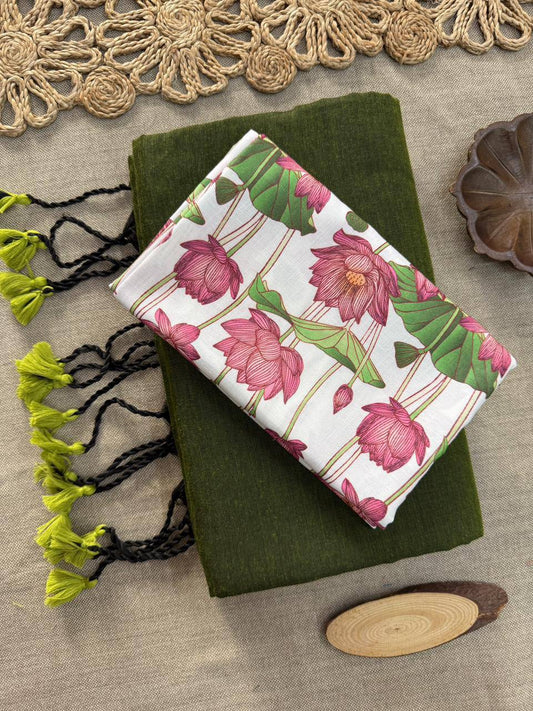 Dharma Exclusive - Green Handloom Cotton Saree With Printed Blouse