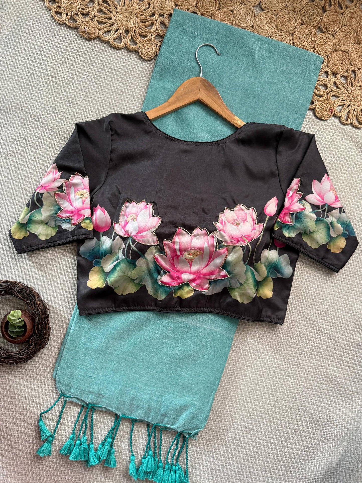 Slavia - C Green Handloom Cotton Saree With Havy Handwork Stitched Blouse