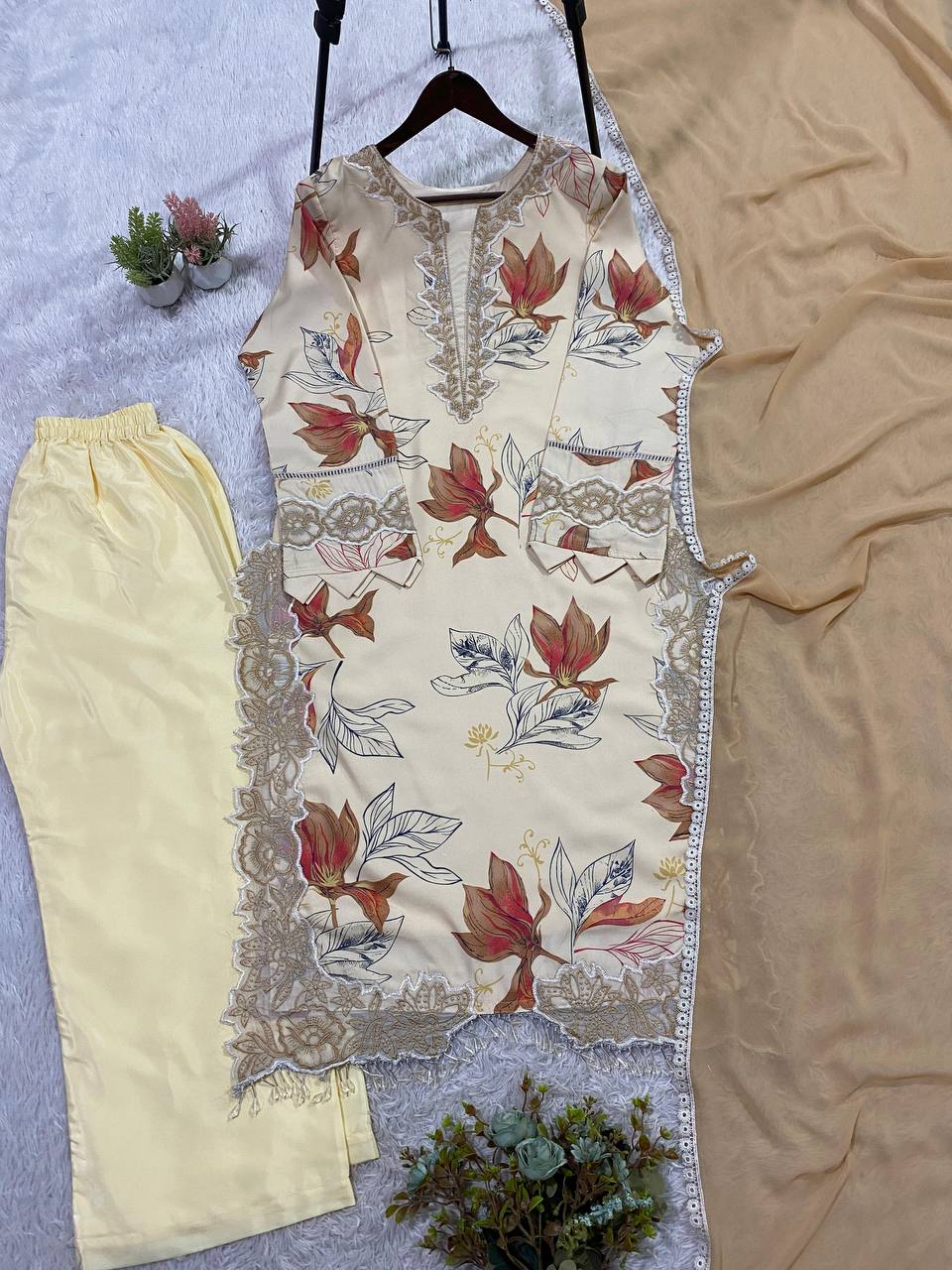 Very Beautiful Cream Muslin Silk Floral Print Suit Set