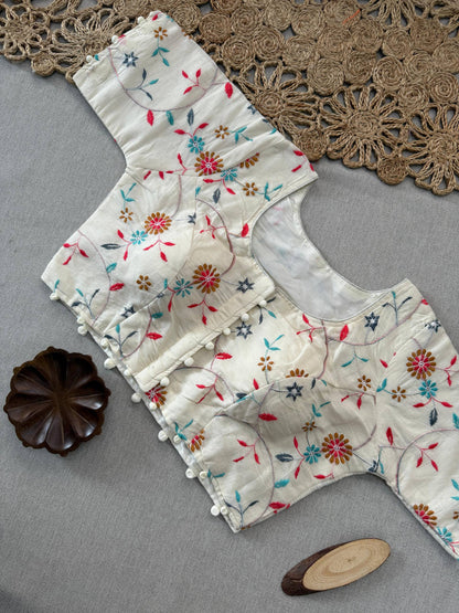 Beauty- Gray Handloom Cotton Saree With Havy Embroidery Stitched Blouse