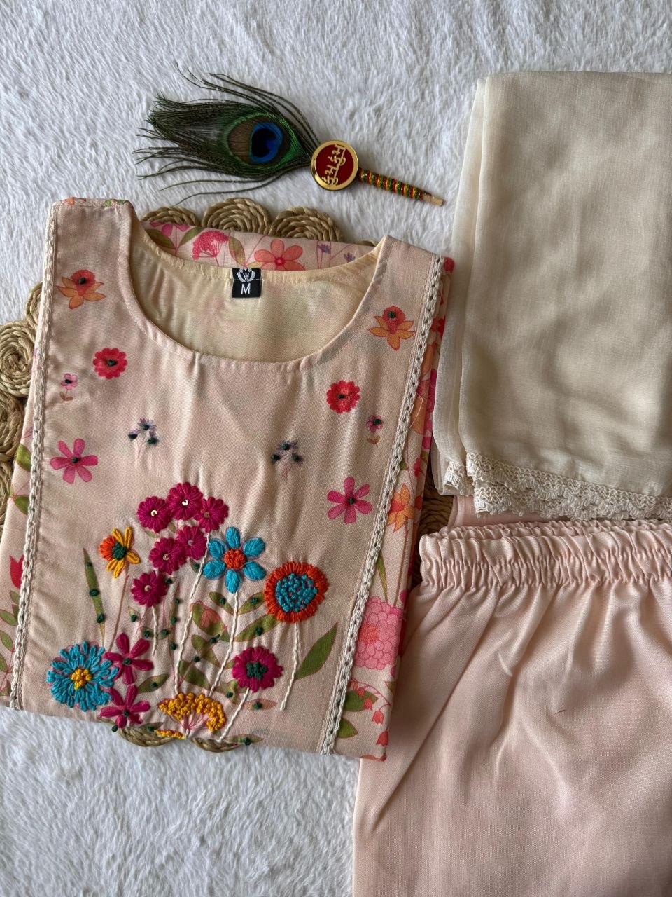 Catchy Peach Blossom Pure Linen Cotton Embroidered Suit Set