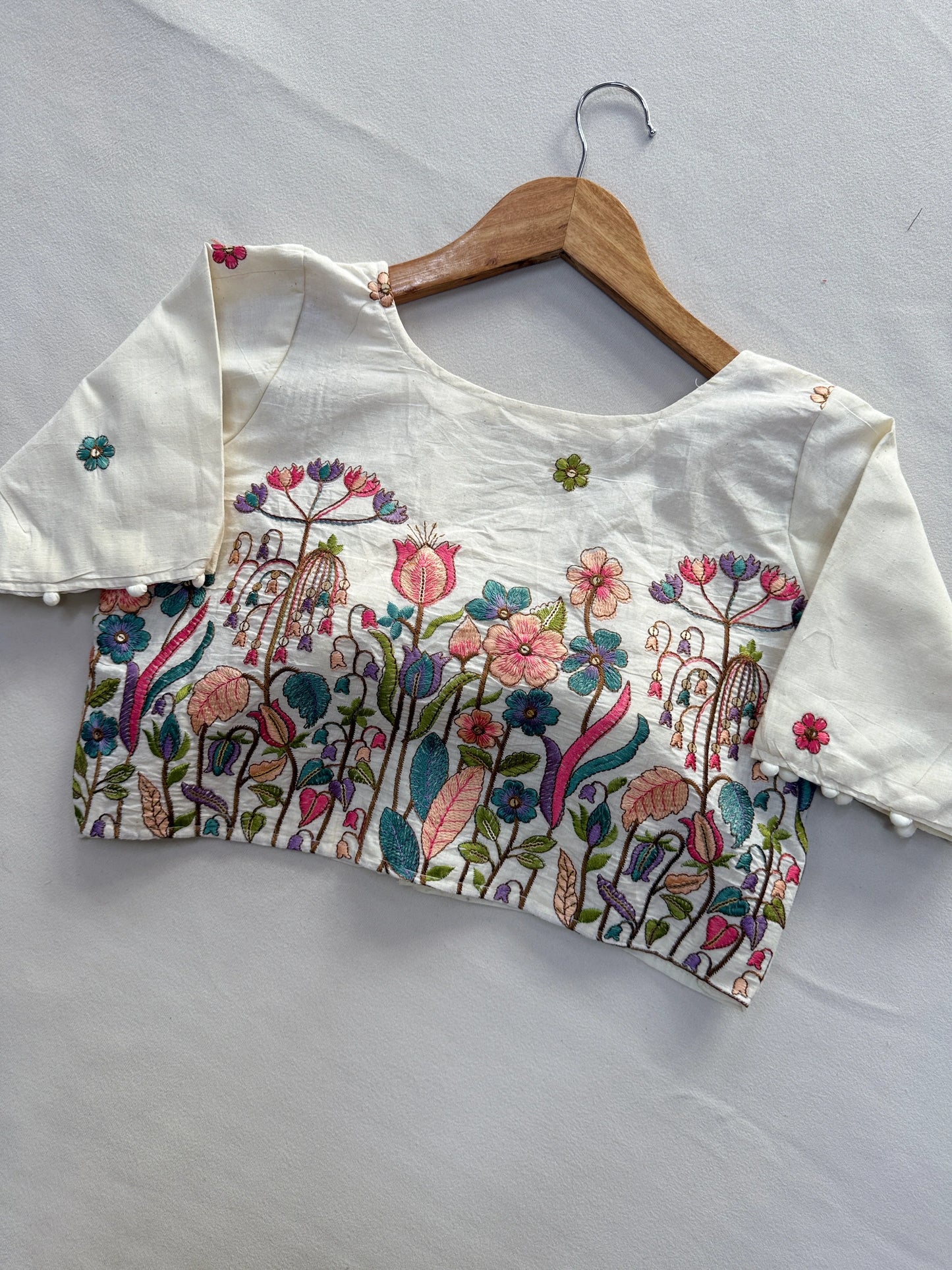 Rama Pure Handloom Cotton Saree With Stitched Embroidery Blouse