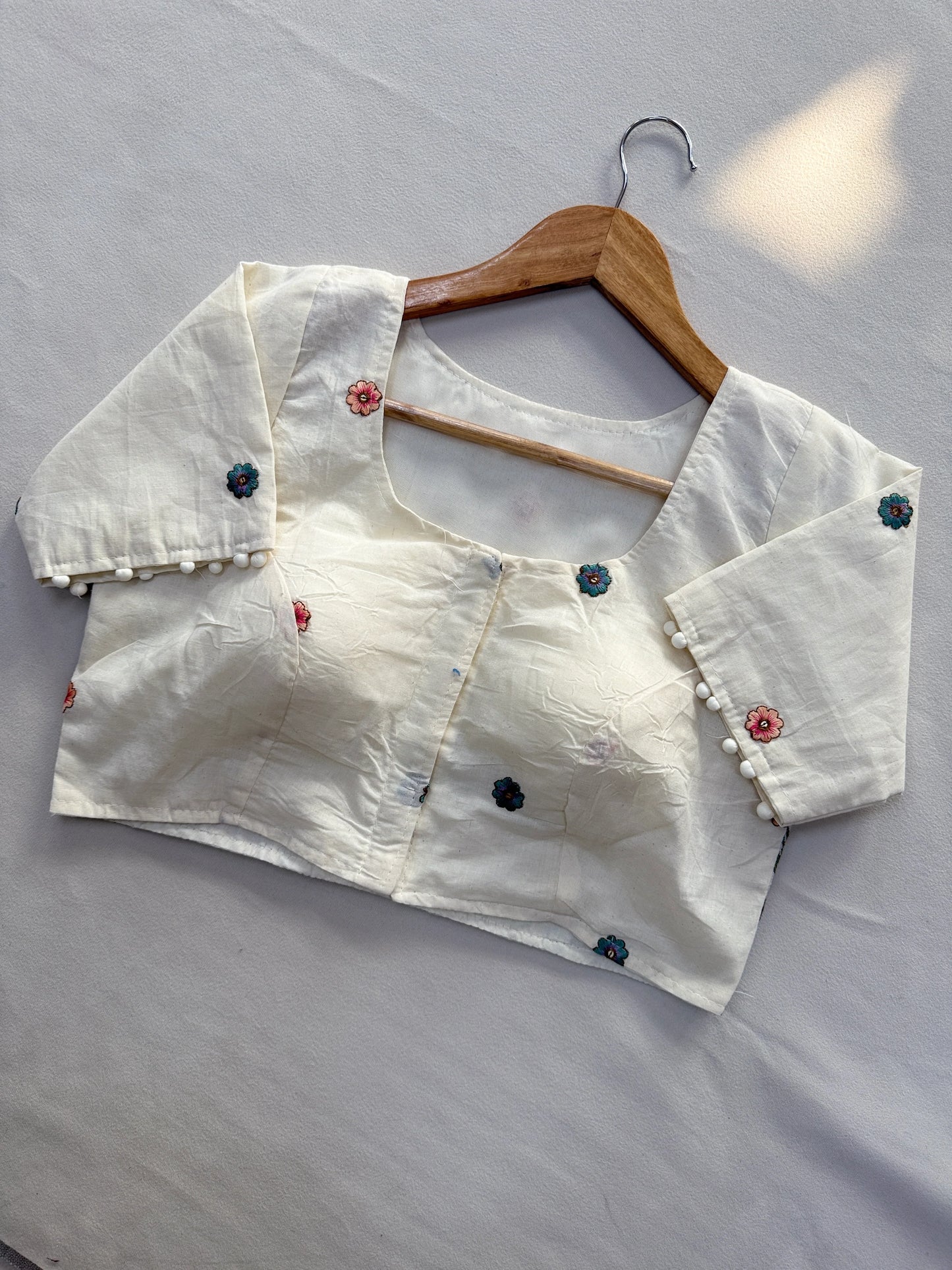 Rama Pure Handloom Cotton Saree With Stitched Embroidery Blouse