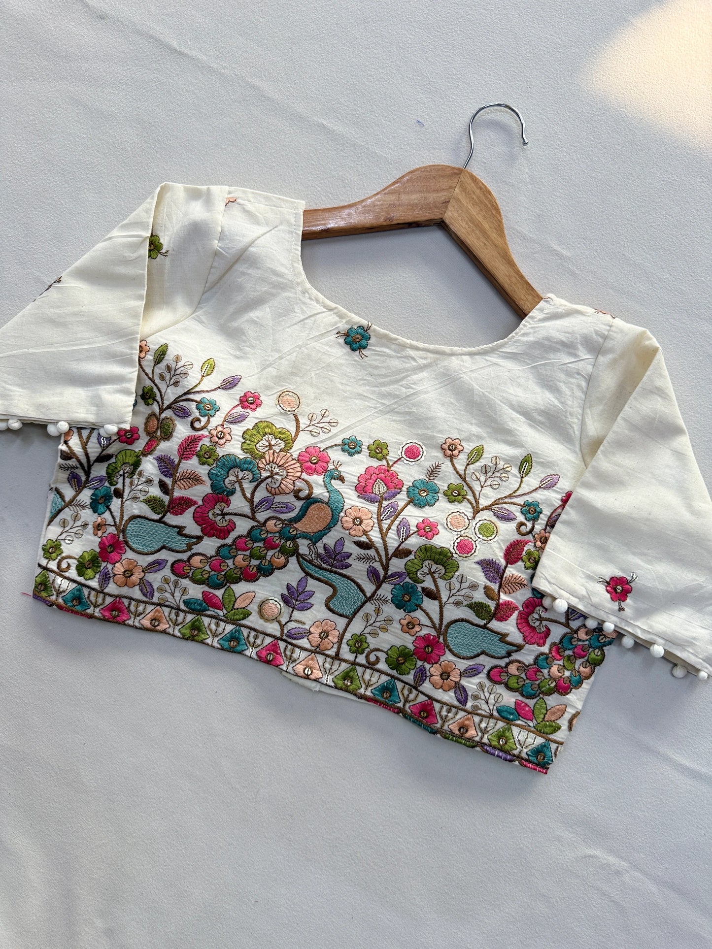 Light Green Pure Handloom Cotton Saree With Stitched Embroidery Blouse