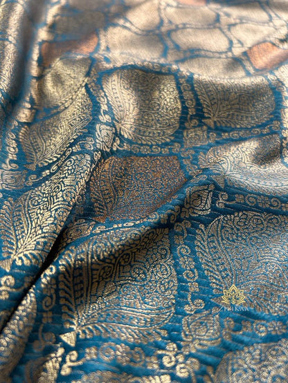 Trendy Blue Soft Silk Saree With Admirable Blouse Piece