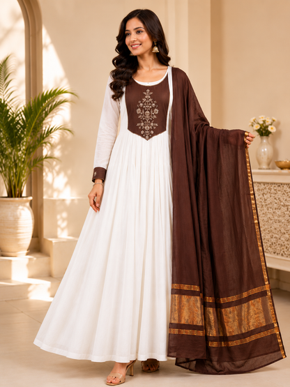 Very Attractive Pure Mul Cotton Embroidery Suit Set