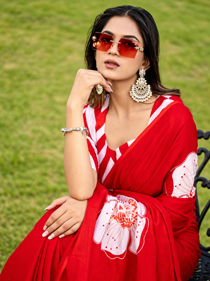 Intricate Rama Digital Printed Silk Saree With Outstanding Blouse Piece