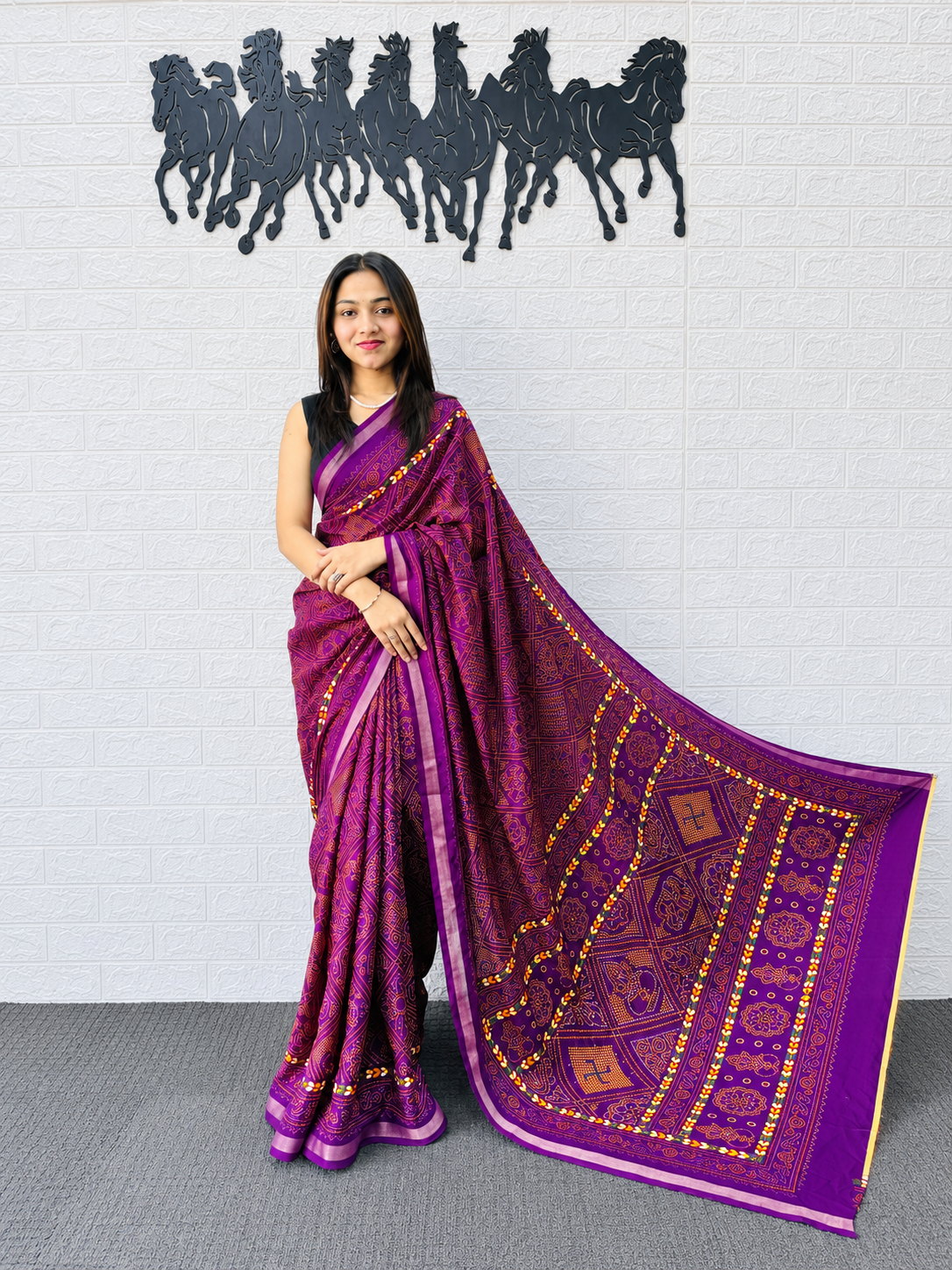 Imperial Violet Traditional Bandhani Lattice Print Heavy Mal Cotton Saree