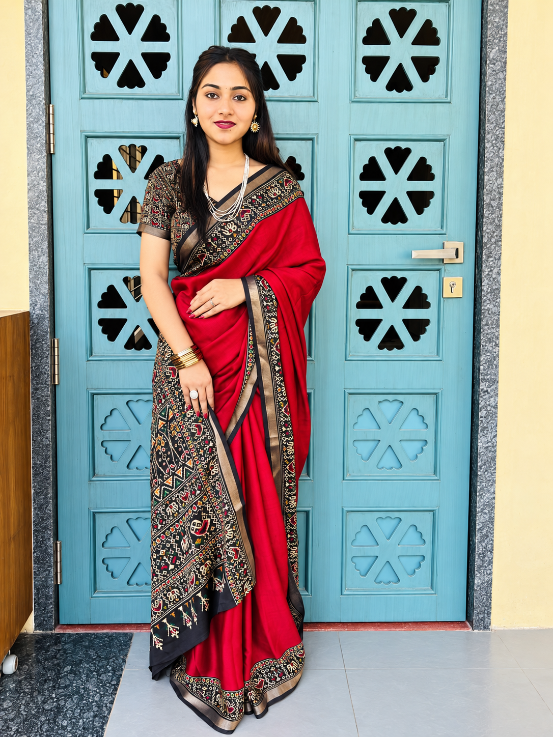 The Crimson Heritage Royale Imperial Red Soft Mul Mul Cotton Silk Saree