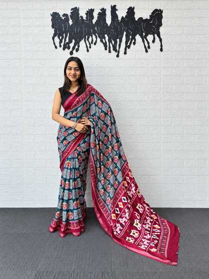 Vintage Harmony Traditional Print Heavy Mal Cotton Saree