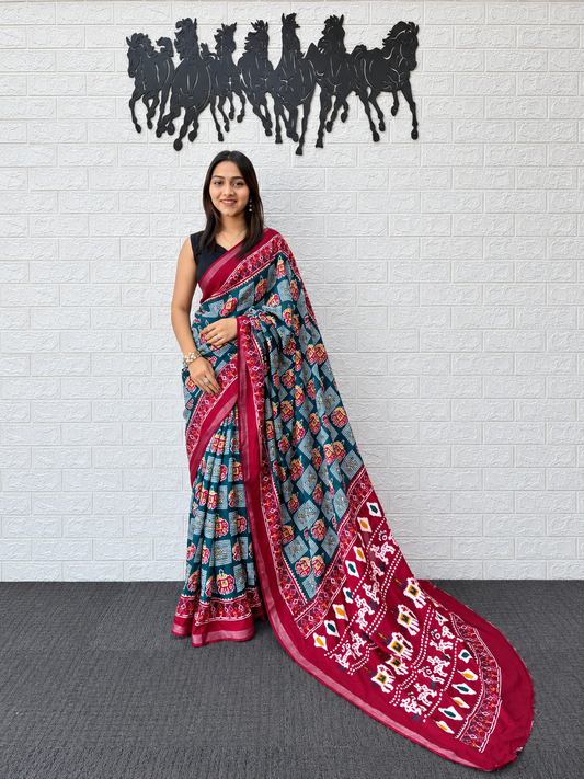 Vintage Harmony Traditional Print Heavy Mal Cotton Saree