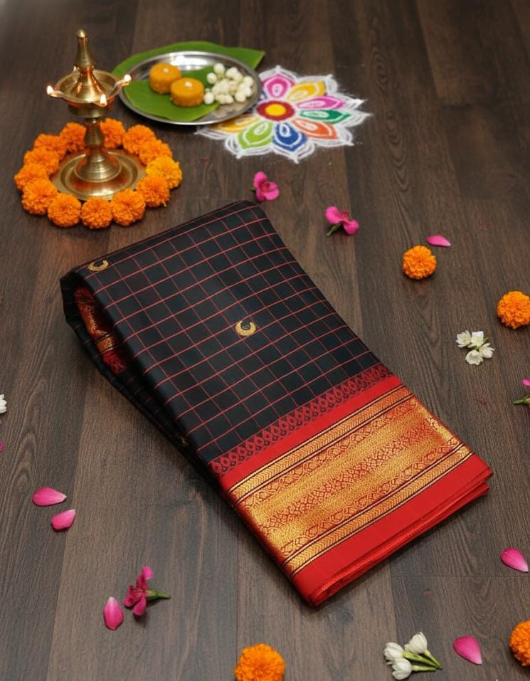 Exclusive Checks Aura Soft Silk Saree With Zari Waving Work