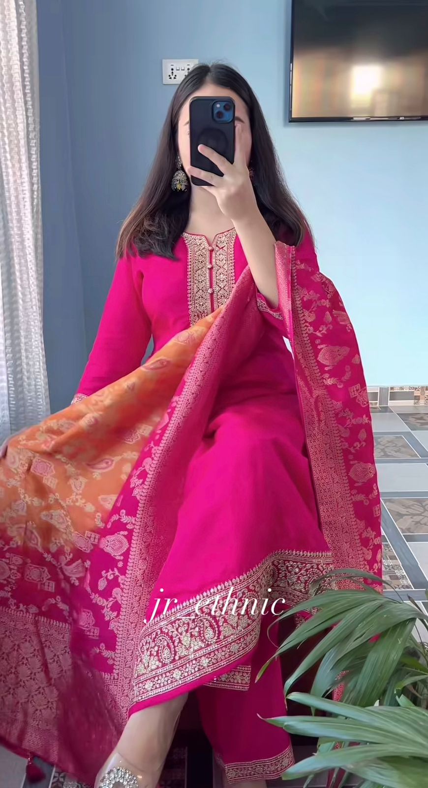 Very Beautiful Designer Pure Banarasi Jequard Wiving Suit Set