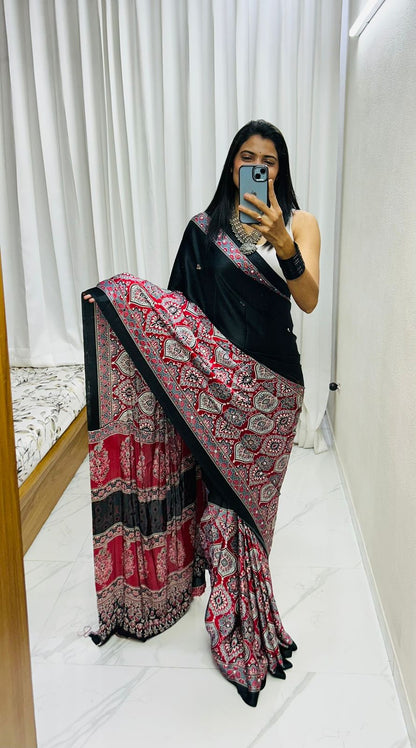 The Diya Radiance Look Royal Black Gajji Silk Saree With Mirror Work