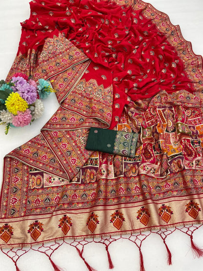 Brilliant Vermilion & Emerald Green Traditional Handloom Saree