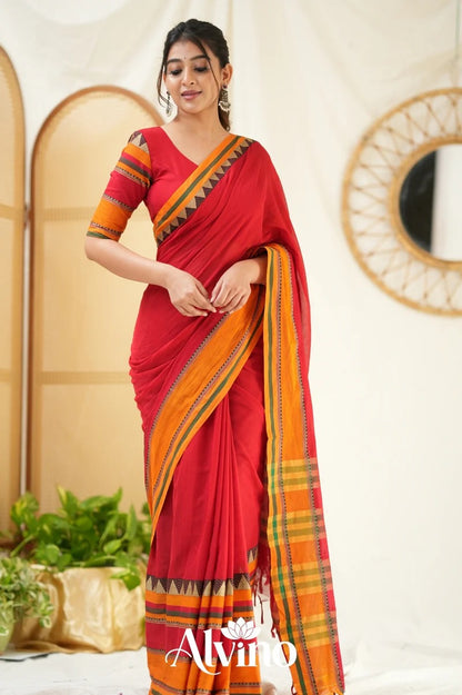 Red Handloom Narayanpet Pure Cotton Saree With Blouse