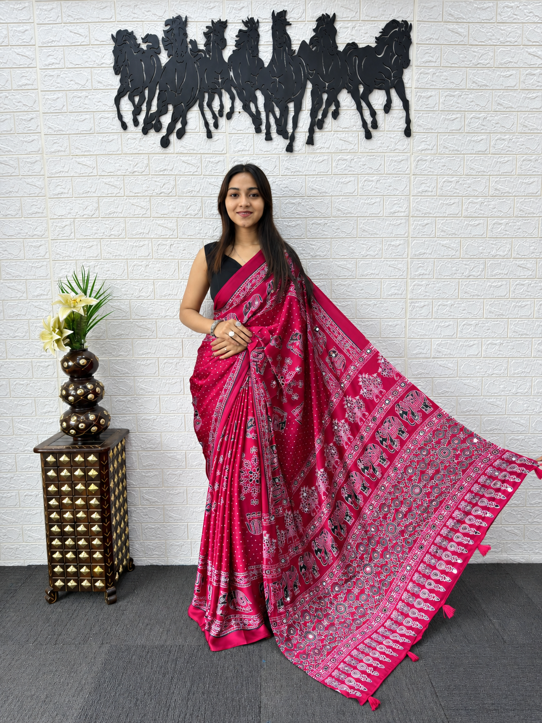 Very Beautiful Pink Japan Silk Saree With Mirror Work