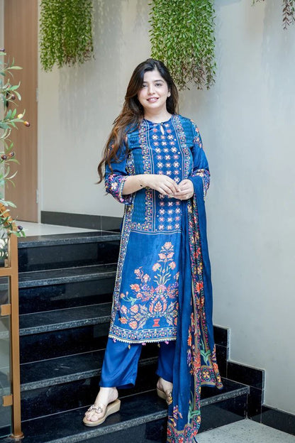 ATTRACTIVE RUSSIAN HANDWORK SILK SUIT SET WITH PRINTED DUPATTA