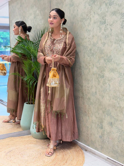 GORGEOUS MUL CHANDERI SUIT SET WITH BANARASI DUPATTA