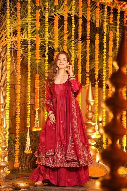Very Gorgeous Designer Heavy Crepe Silk Anarkali Suit Set