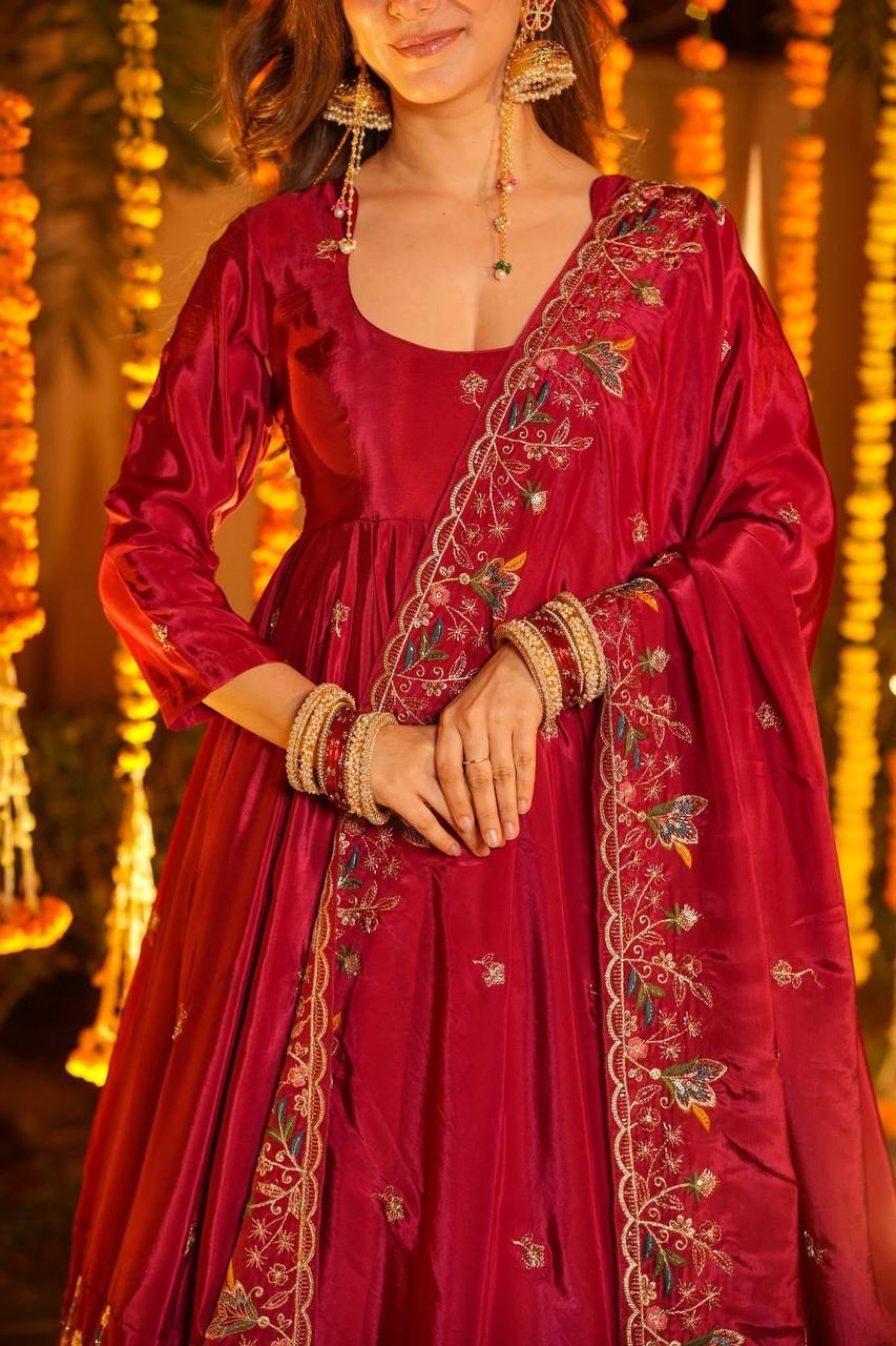 Very Gorgeous Designer Heavy Crepe Silk Anarkali Suit Set
